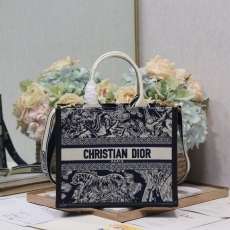 Christian Dior Shopping Bags